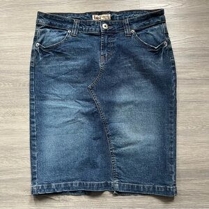 Y2K LEI Denim Low Rise Pencil Midi Skirt Dark Blue Faded